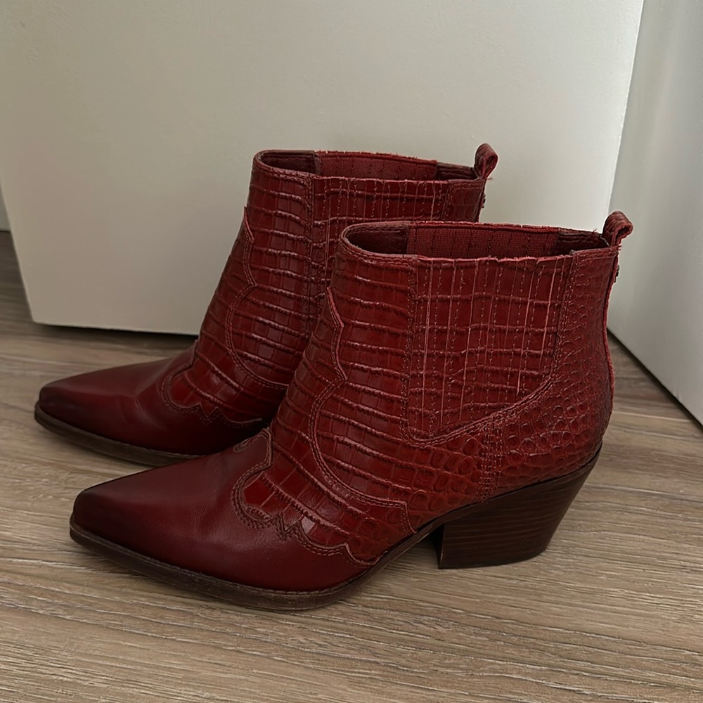 Sam Edelman Western ankle boot